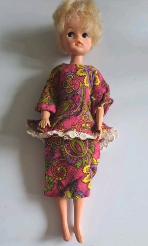 Pedigree sindy 1980s - sindy, sad