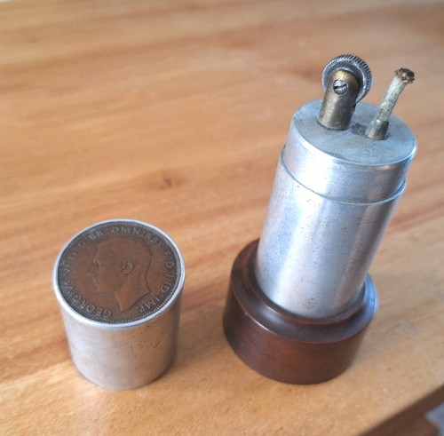Ww2 trenchart lighter trench - ww2,