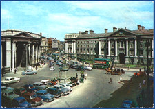 Irish Postcard Dublin College Green and Trinity College Ireland