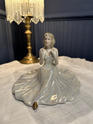 Vintage royal dux - vintage, bohemia