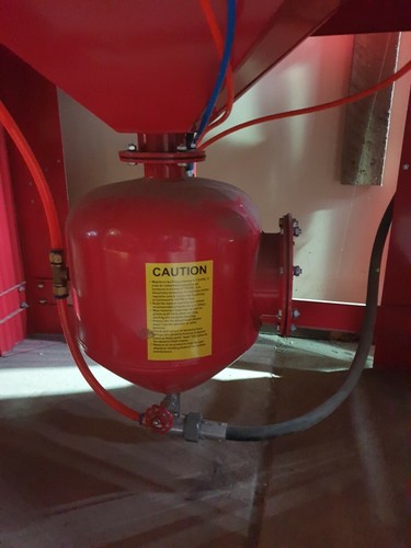 Pressure sand blast cabinet - sand,
