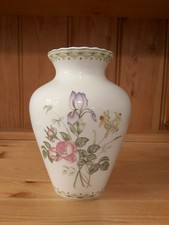 Vintage Royal Doulton Camilla H5185 Flower Vase 7" / 18cm Height 1990