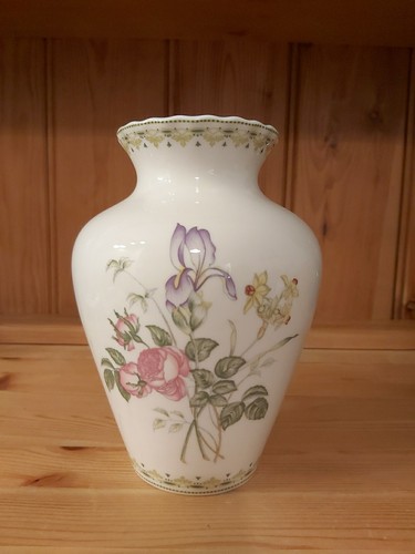 Vintage royal doulton - royal,