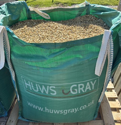 Golden gravel bulk bags - gravel,