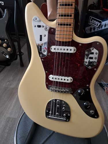 Fender vintera 70s jaguar - ii,