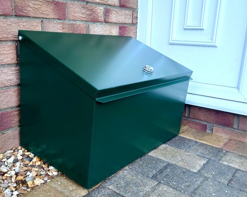 Lockable metal parcel delivery - metal,