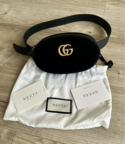Gucci logo black - gg,