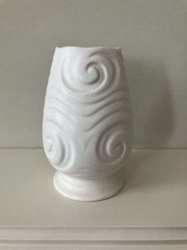Sylvac vase model - number, 675