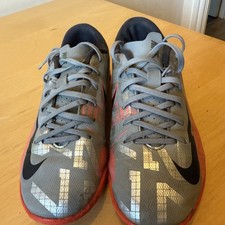 Nike Mercurial Grey / Pink Astroturf Trainers JUNIOR UK Size 2.50