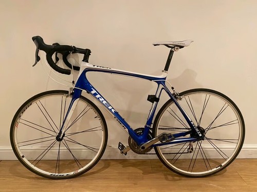 Carbon fibre trek madone - carbon,