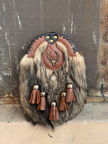 Brown faux fur scottish - brown,