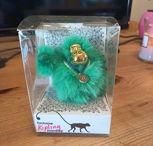 Rare boxed green - rare,