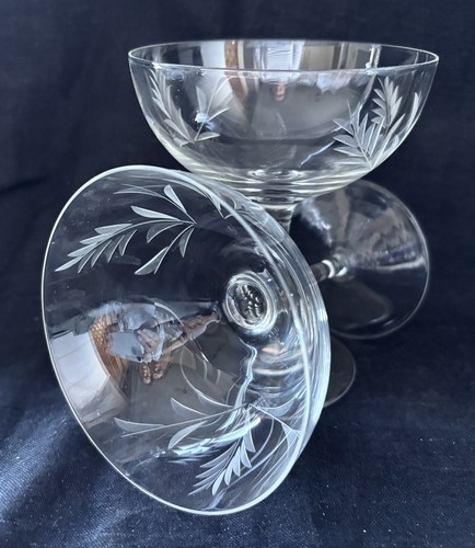 Stylish pair art deco - pair,