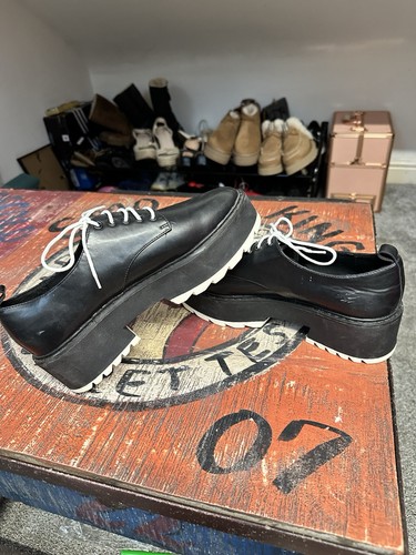 Stradivarius chunky black - uk, 7