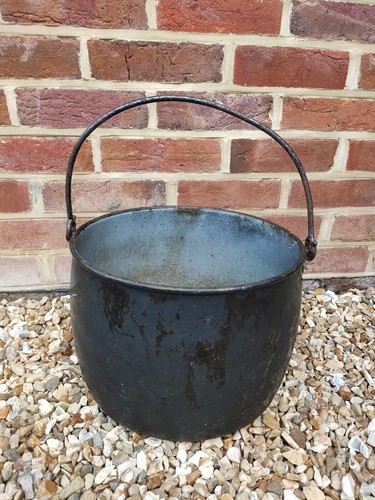 Vintage large enamel cooking - large,