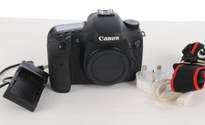 Canon EOS 7D 18MP Digital DSLR
