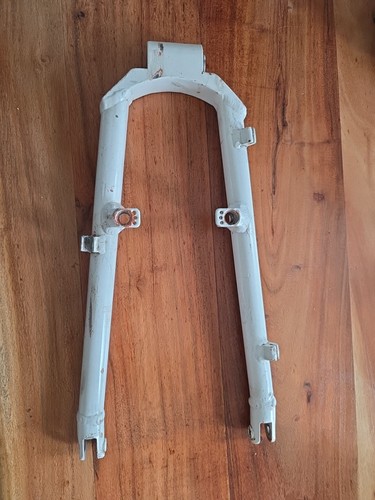 Kona stinky 2000 rear - rear, seat