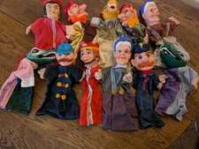 11 RUBBER HEADED HAND PUPPETS