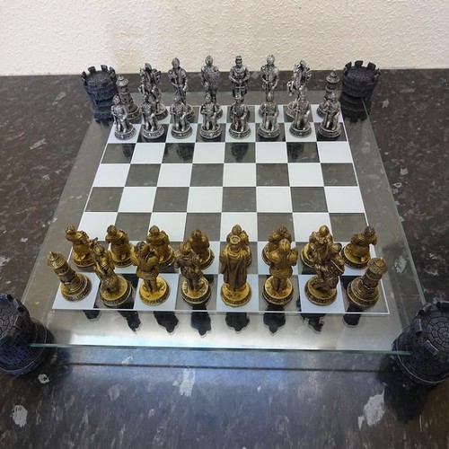 Crusader knights old chess - knights,