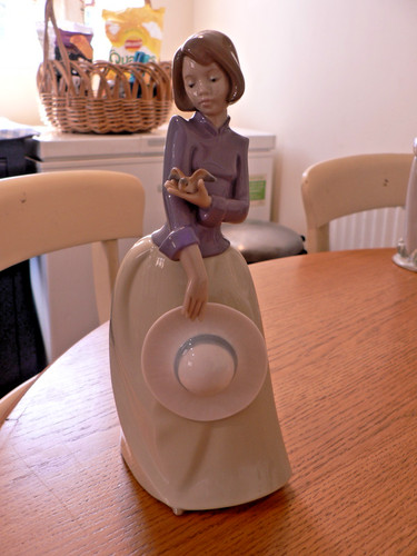 Stunning large lladro nao - stunning,