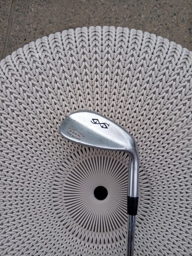 Snake eyes sand wedge - eyes,