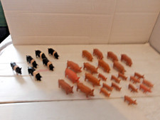 BRITAINS 1.32 FARM SERIES 6 SADDLEBACK PIGS,12 PIGS & 12 PIGLETS. SEE PHOTOS.