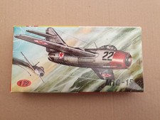 KP PLASTIKOVY * 1/72 MIG-15 *