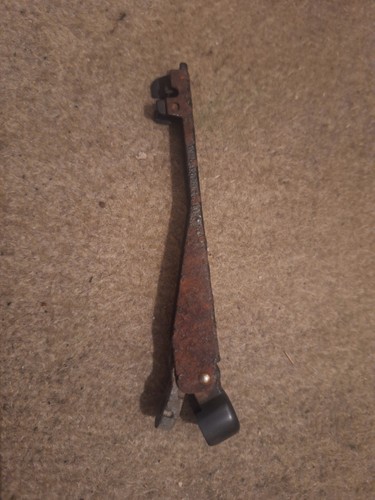 Headlamp wiper motor arm - motor, left