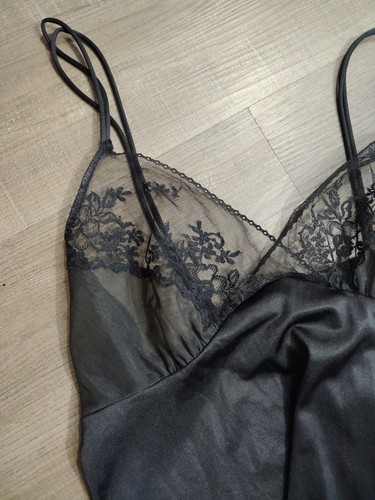 Vtg vanity fair black nylon - vanity,