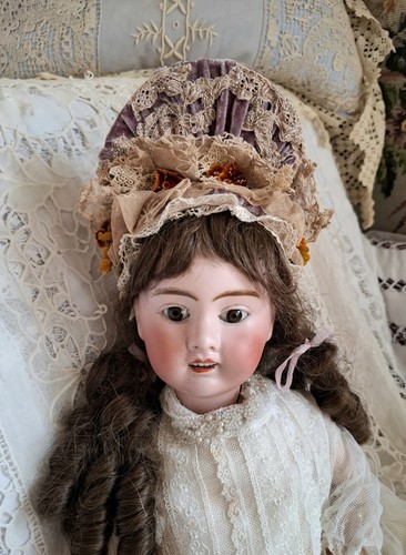Beautiful lace velvet - lace, for