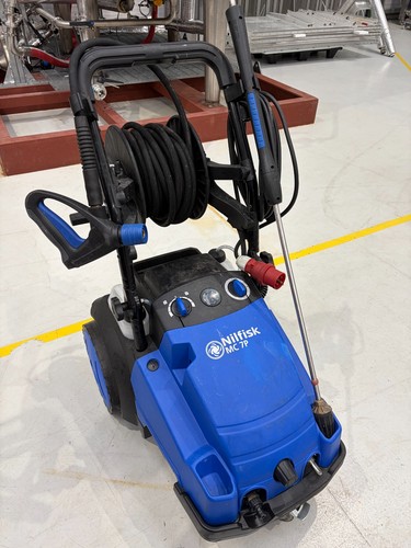 Nilfisk high pressure washer - pressure,