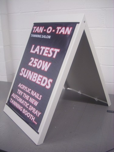 Board pavement sign - pavement, a1