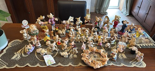 Piggin crowd pigs - -,