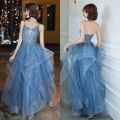 New sleeveless neck lace - v-neck,