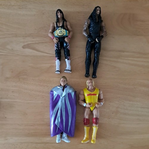 Wwe wrestling figures - wwe,