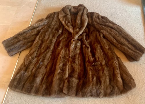Exquisite 1970s vintage - exquisite,
