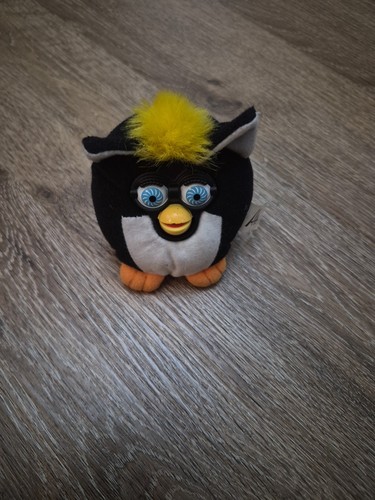 Furby plush 2000 - furby,