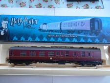 HORNBY R4308B HARRY POTTER