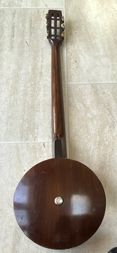 Banjo ukulele broadcaster - banjo,