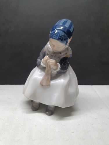 Royal copenhagen sewing girl - royal,