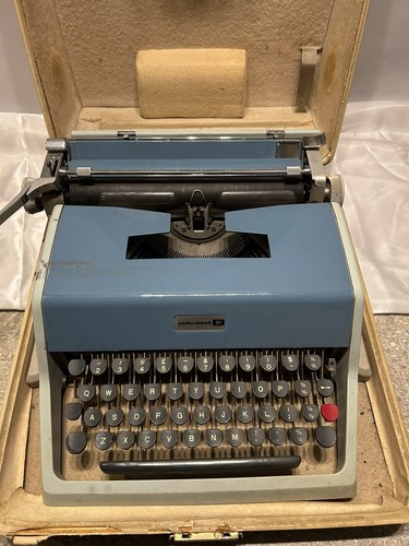 1960 olivetti blue underwood - 1960's,