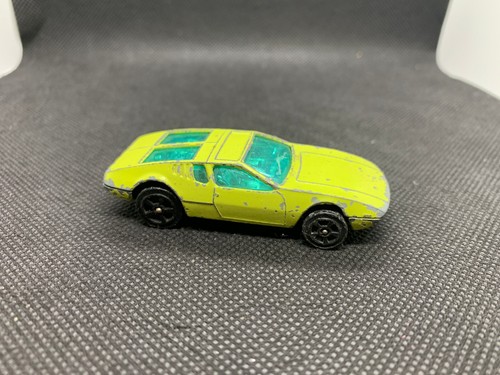 Corgi tomaso mangusta - tomaso,