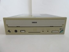 YAMAHA CD RECORDER CDR401t Not
