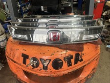 Honda Civic MK8 FN2 2006-2011 Boot Tailgate Centre Rear Tail Light Panel Cluster