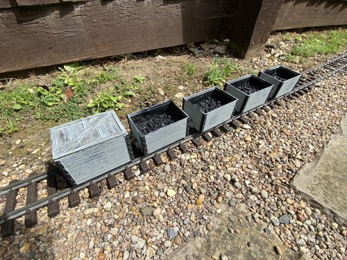 Job lot garden - 5, railway