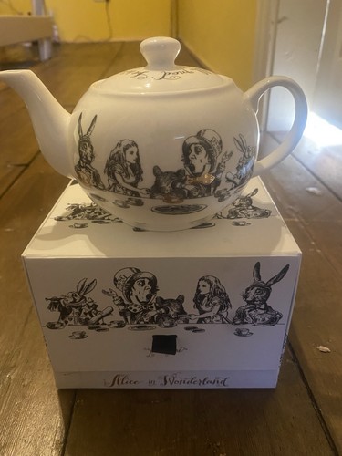 Alive wonderland teapot - alive, in
