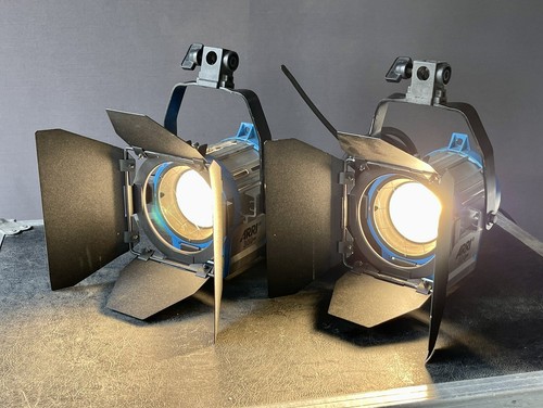 Arri 300w plus fresnel - 2,