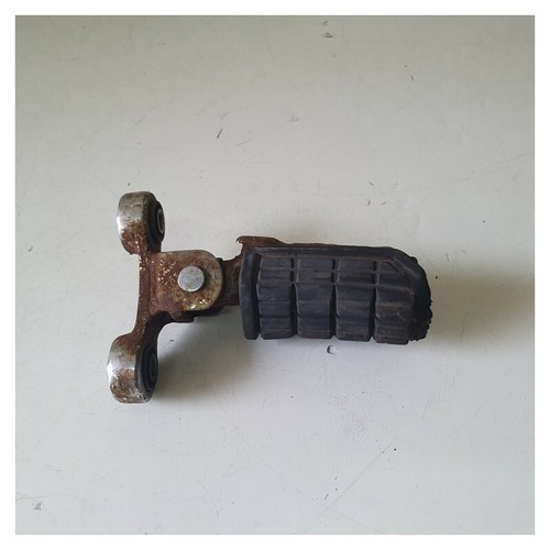 Front right footrest yamaha - front,