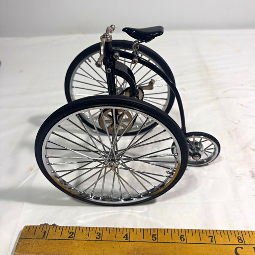 Miniature collectible tricycle - miniature,