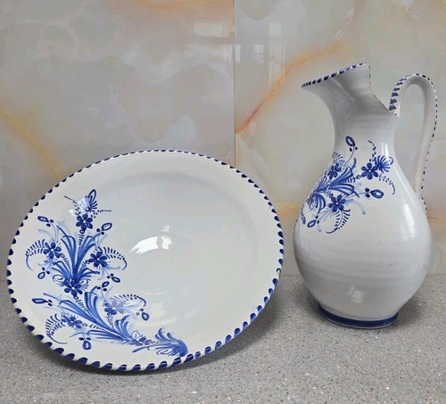 Blue and white cottage floral - cottage,